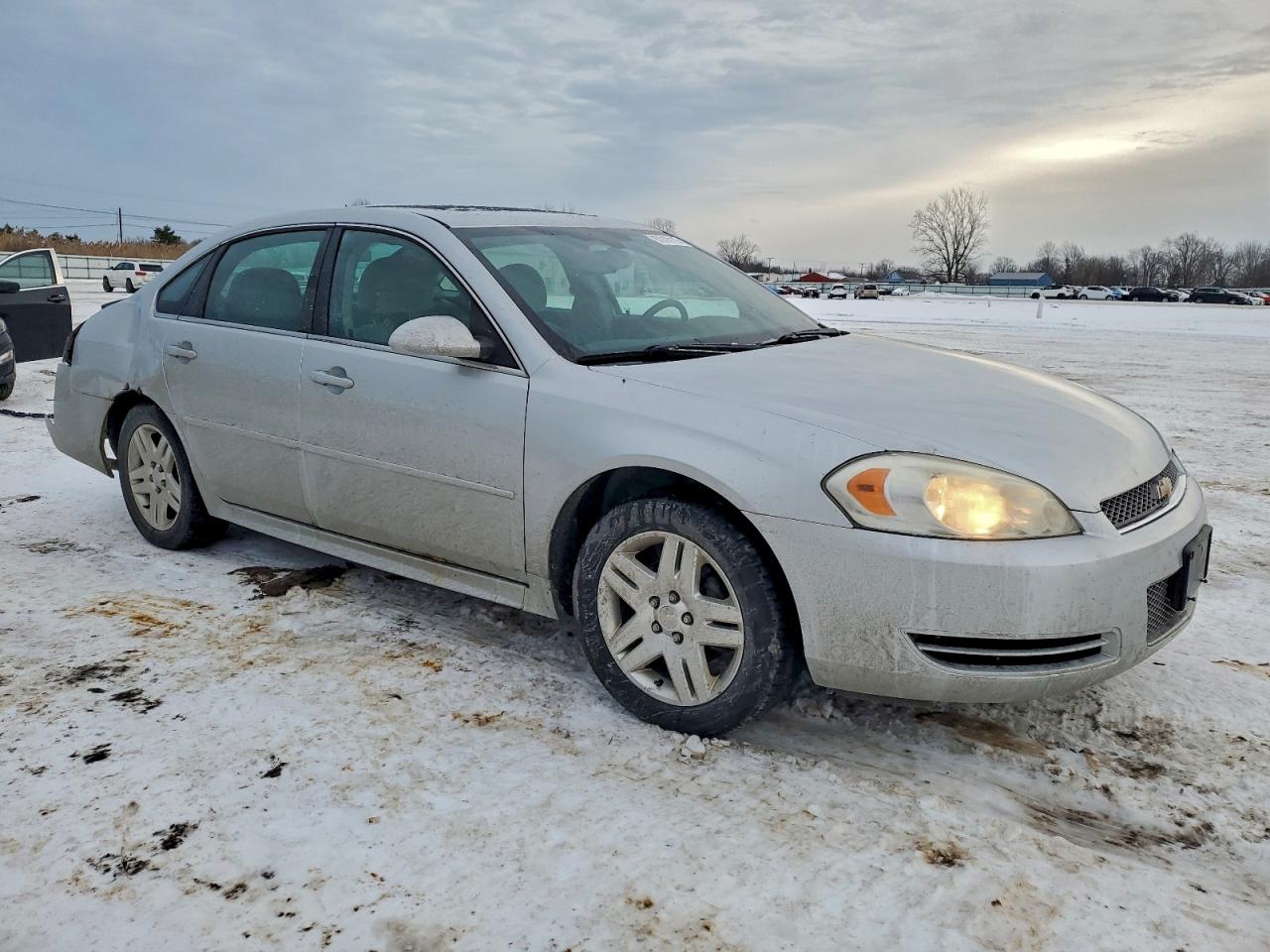 2013 CHEVROLET IMPALA LT photo 4