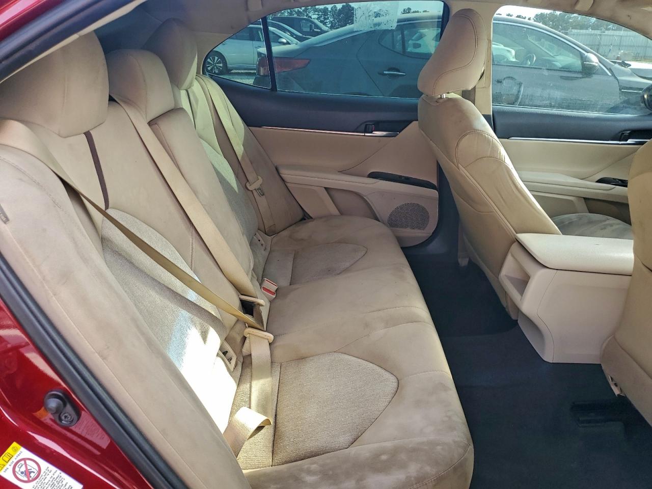2018 TOYOTA CAMRY L photo 10