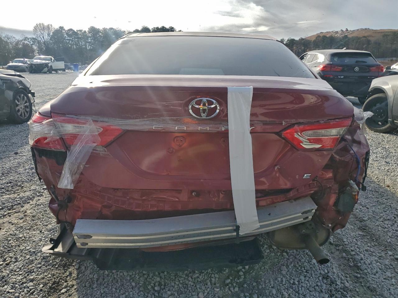 2018 TOYOTA CAMRY L photo 6