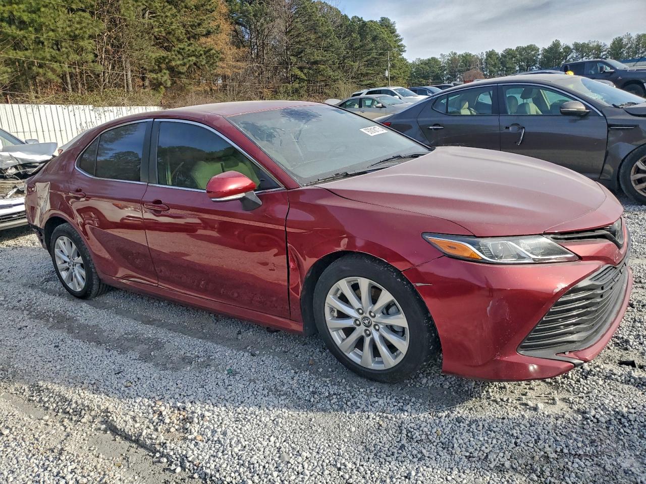 2018 TOYOTA CAMRY L photo 4