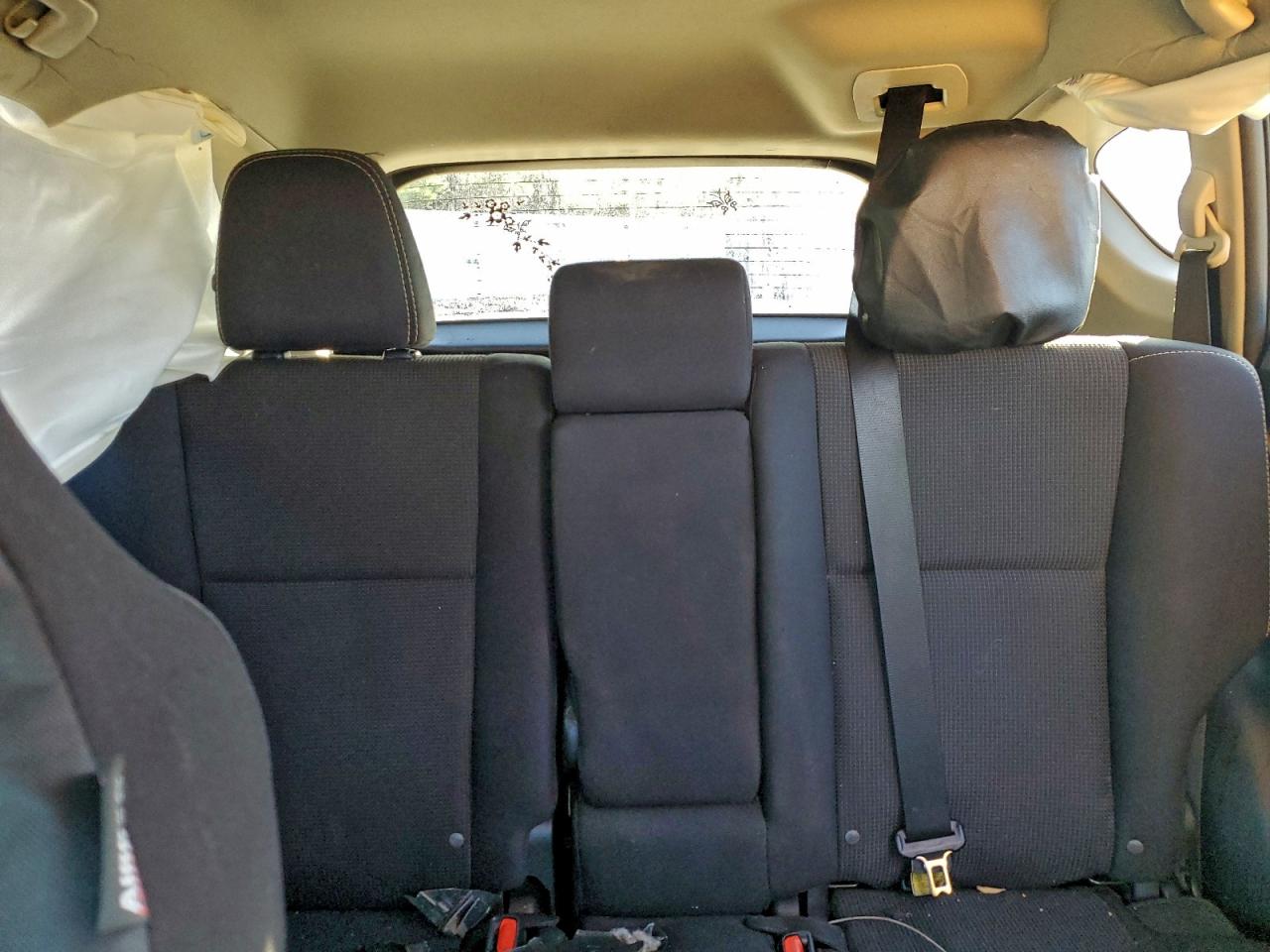 2017 TOYOTA RAV4 XLE photo 28