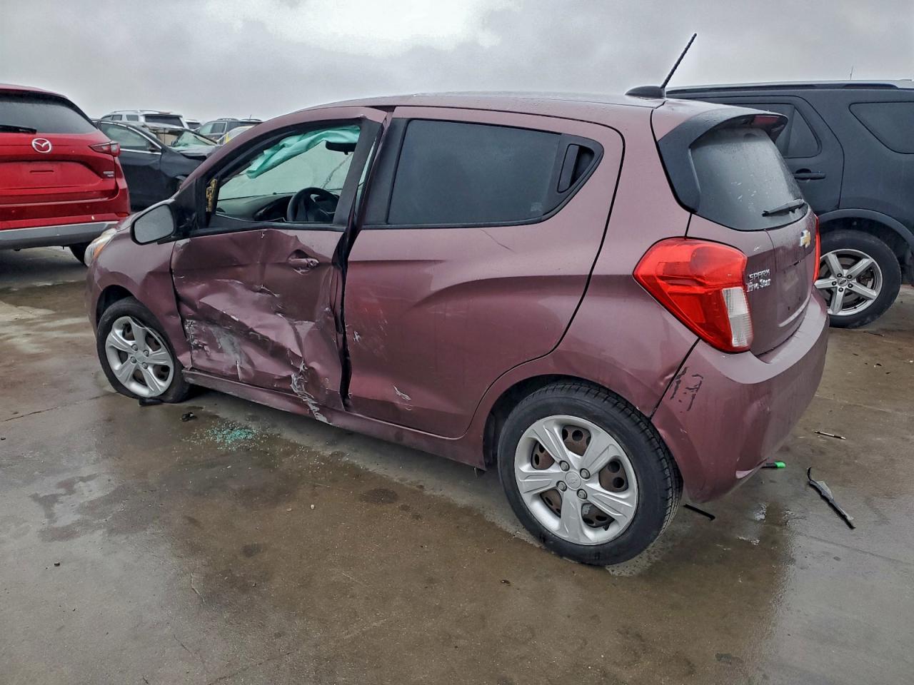 2019 CHEVROLET SPARK LS photo 3
