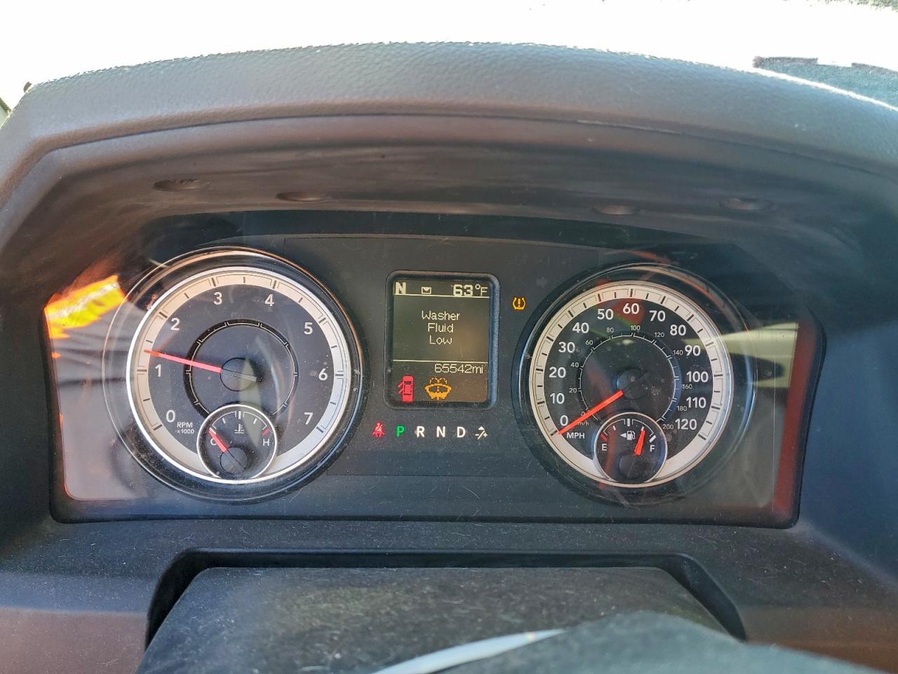2016 RAM 1500 ST photo 17