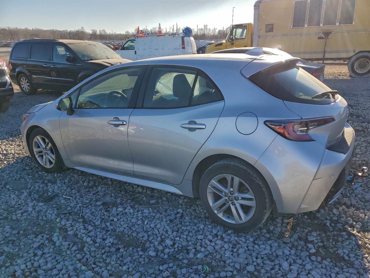 2022 TOYOTA COROLLA SE photo 2