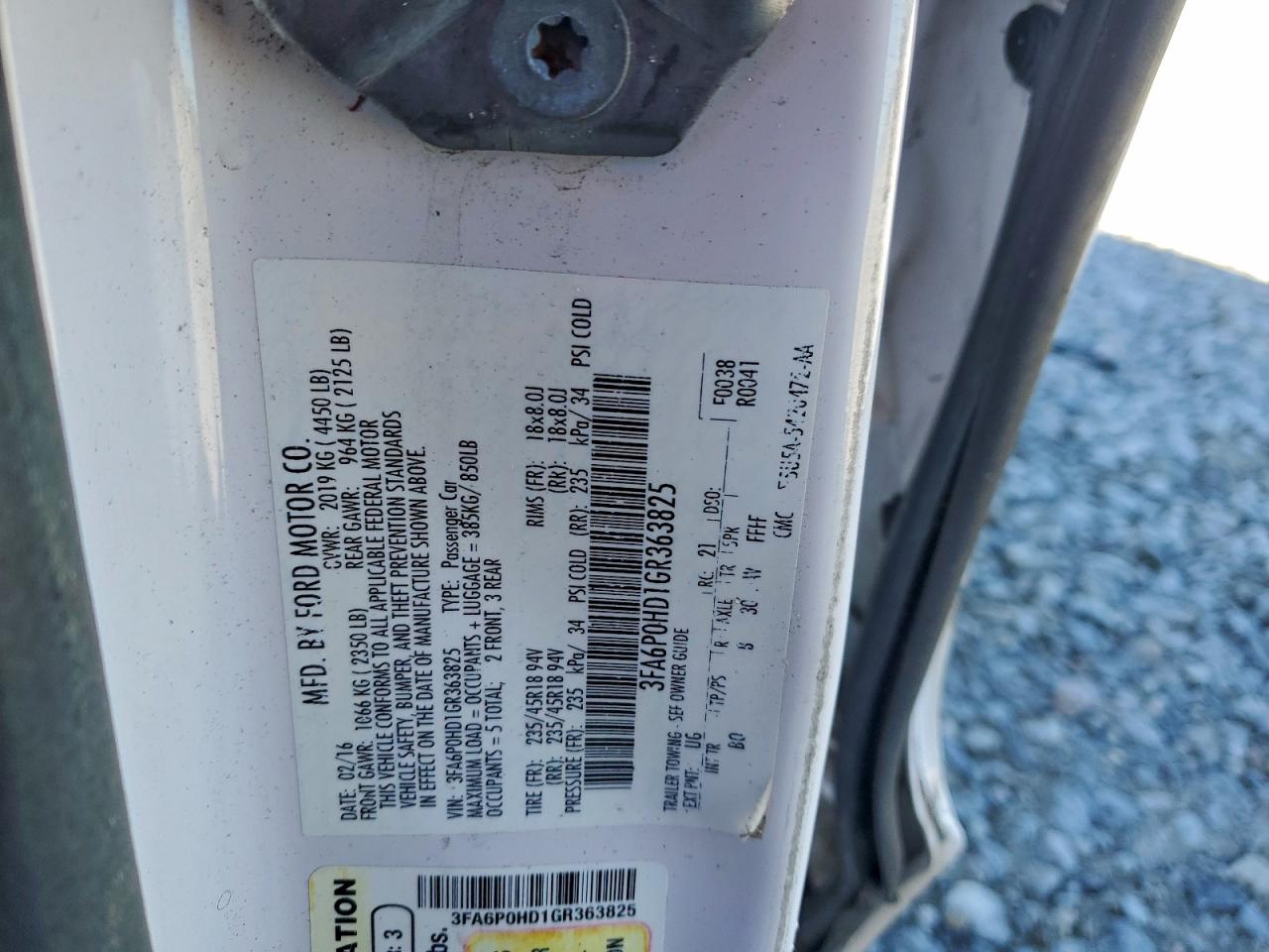 2016 FORD FUSION SE photo 13