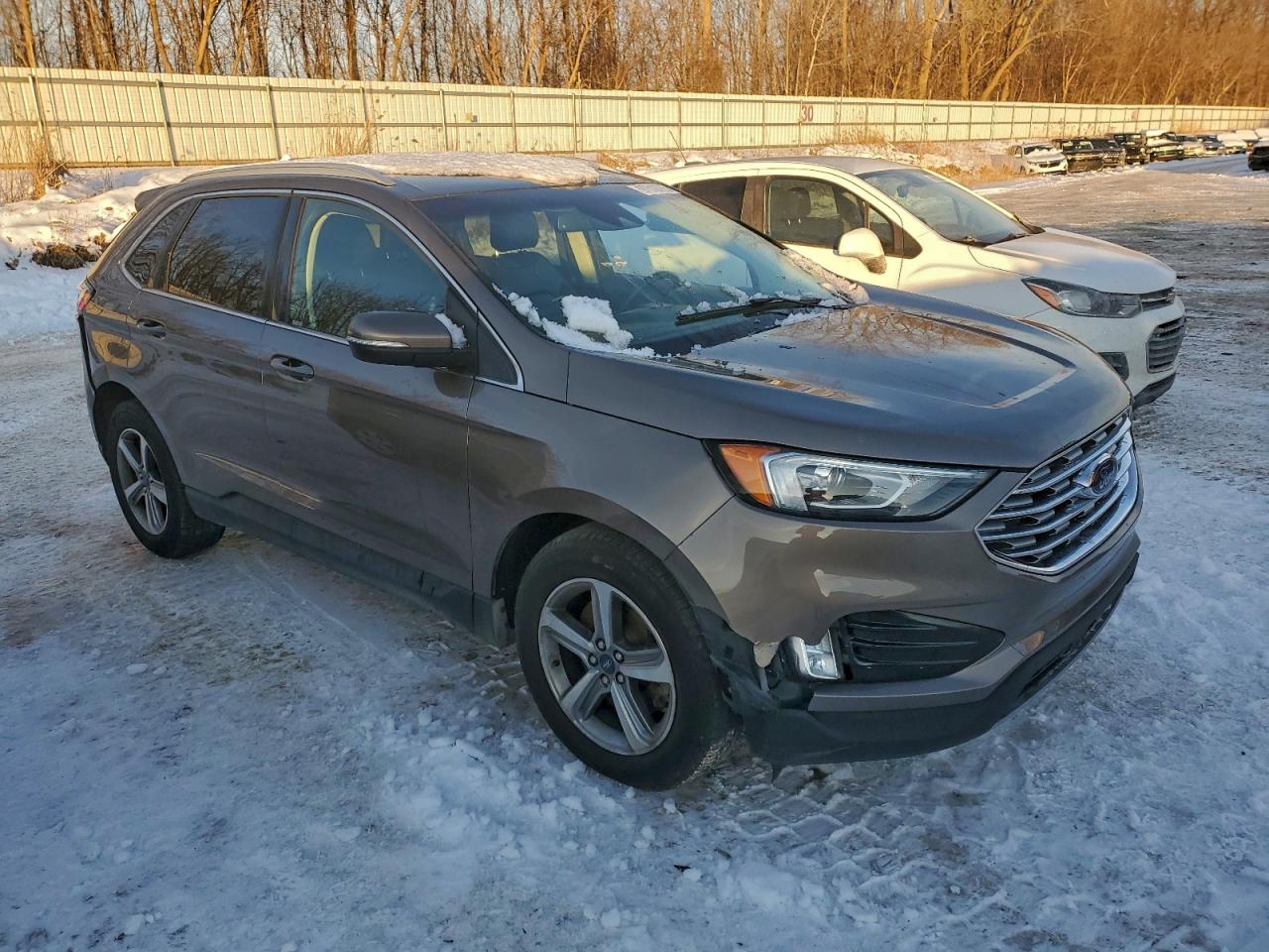 2019 FORD EDGE SEL photo 4