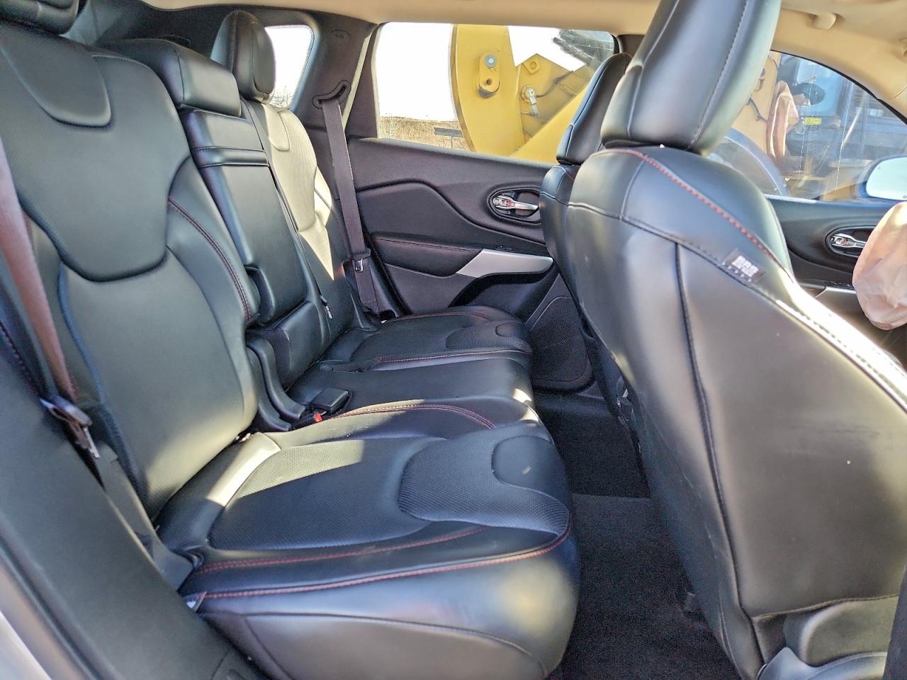 2017 JEEP CHEROKEE TRAILHAWK photo 31