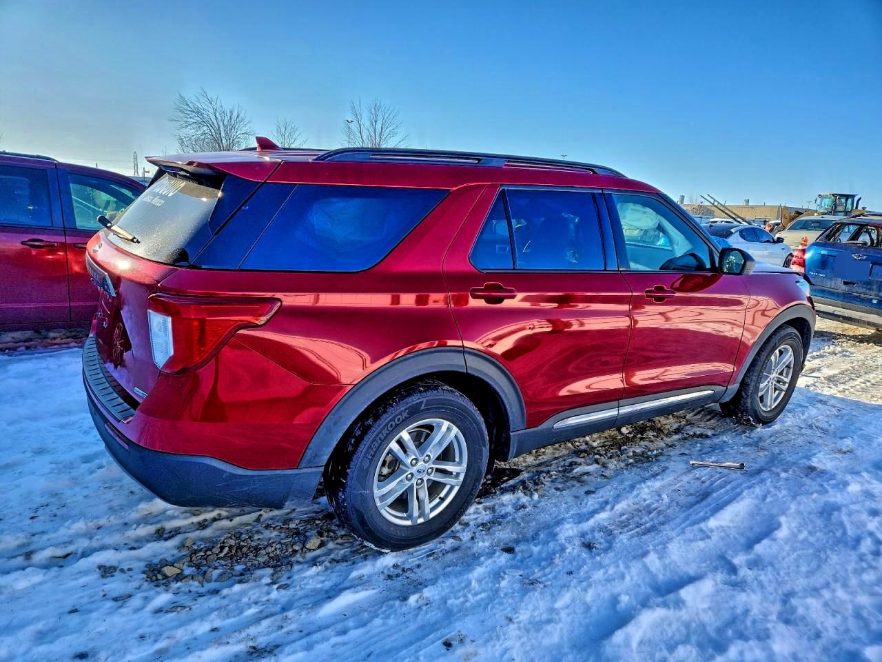 2020 FORD EXPLORER XLT photo 3