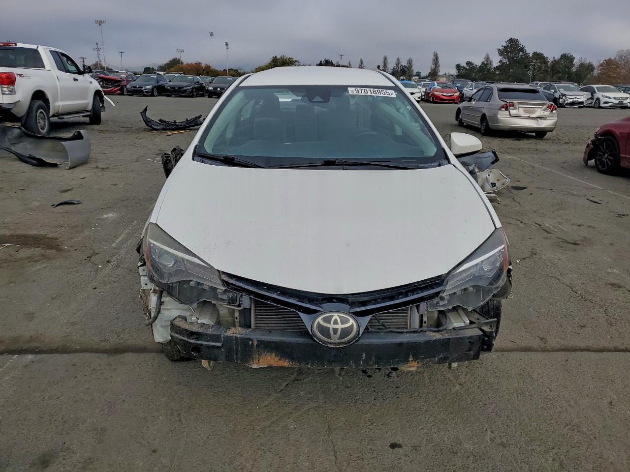 2018 TOYOTA COROLLA L photo 9