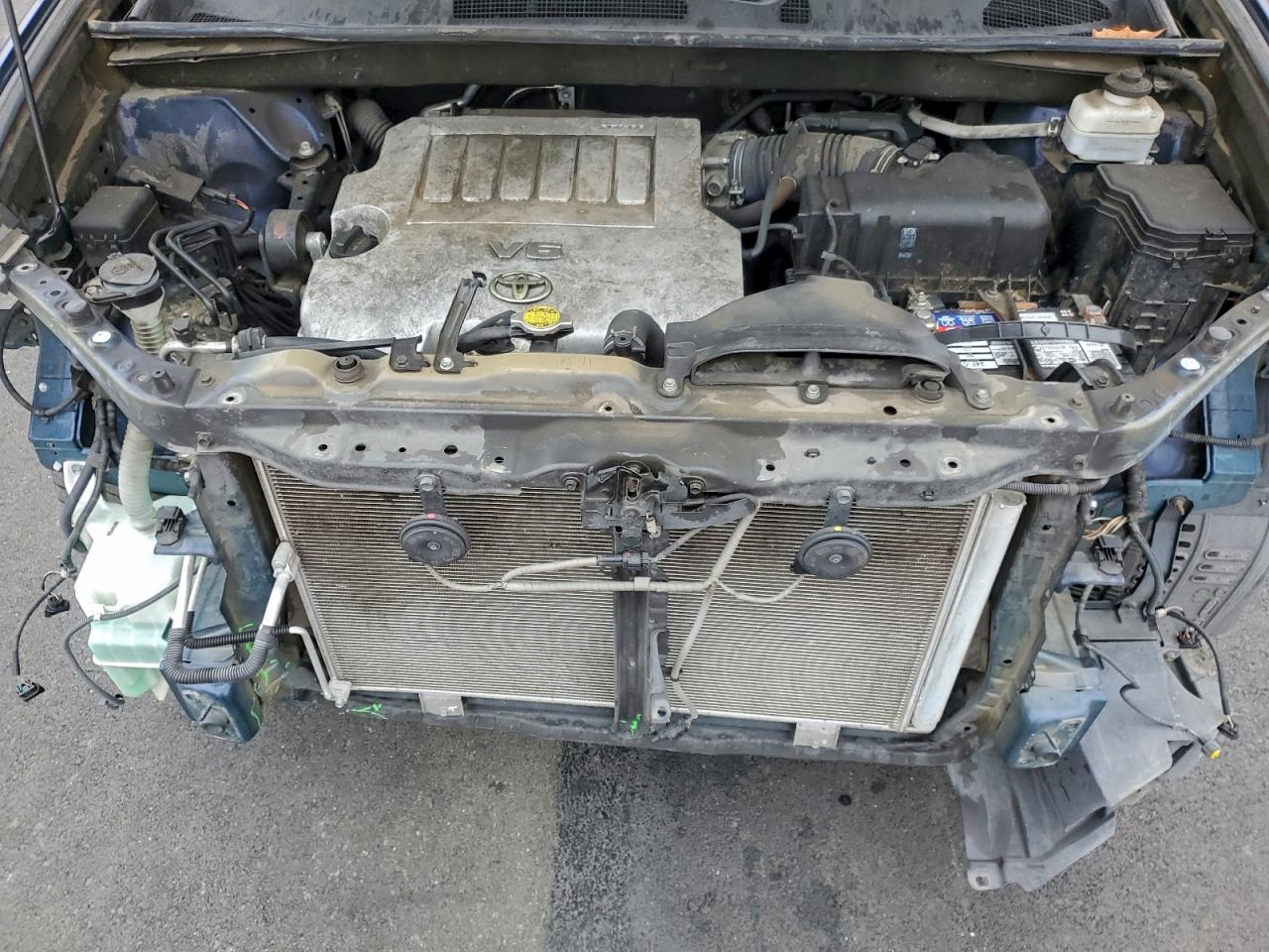 2012 TOYOTA HIGHLANDER BASE photo 12