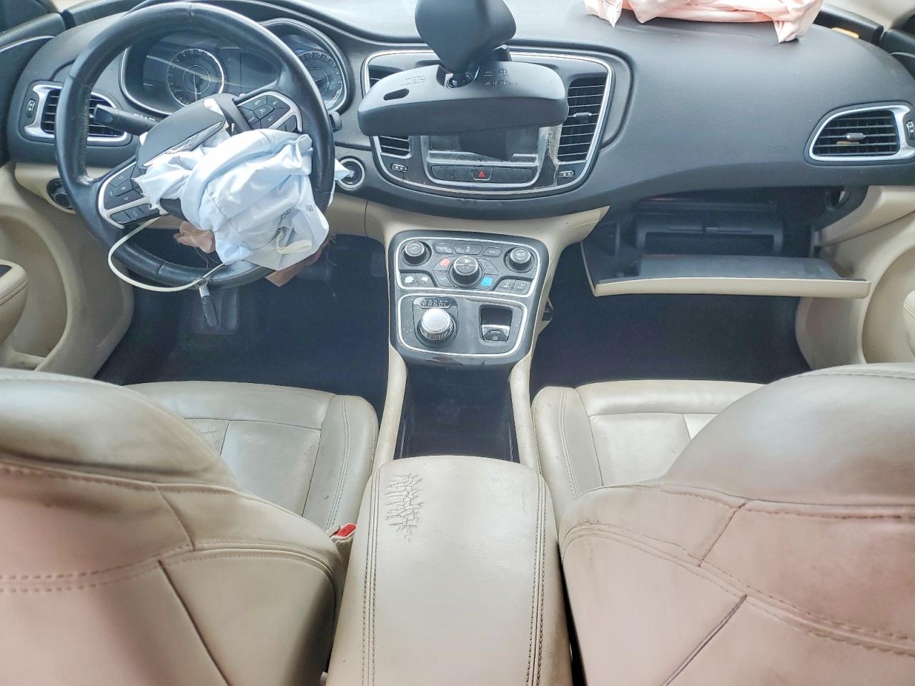 2016 CHRYSLER 200 LIMITED photo 22