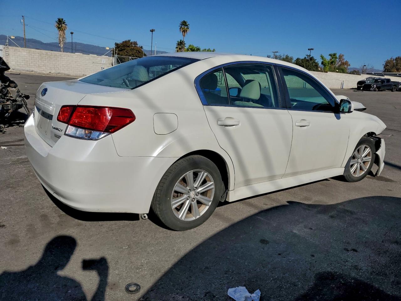 2010 SUBARU LEGACY 2.5I PREMIUM photo 3