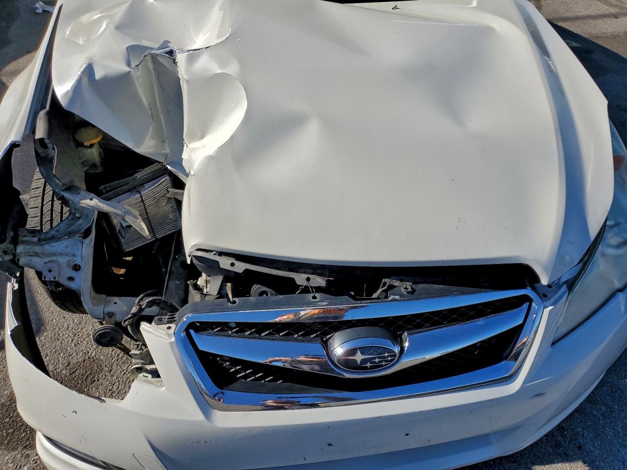 2010 SUBARU LEGACY 2.5I PREMIUM photo 11