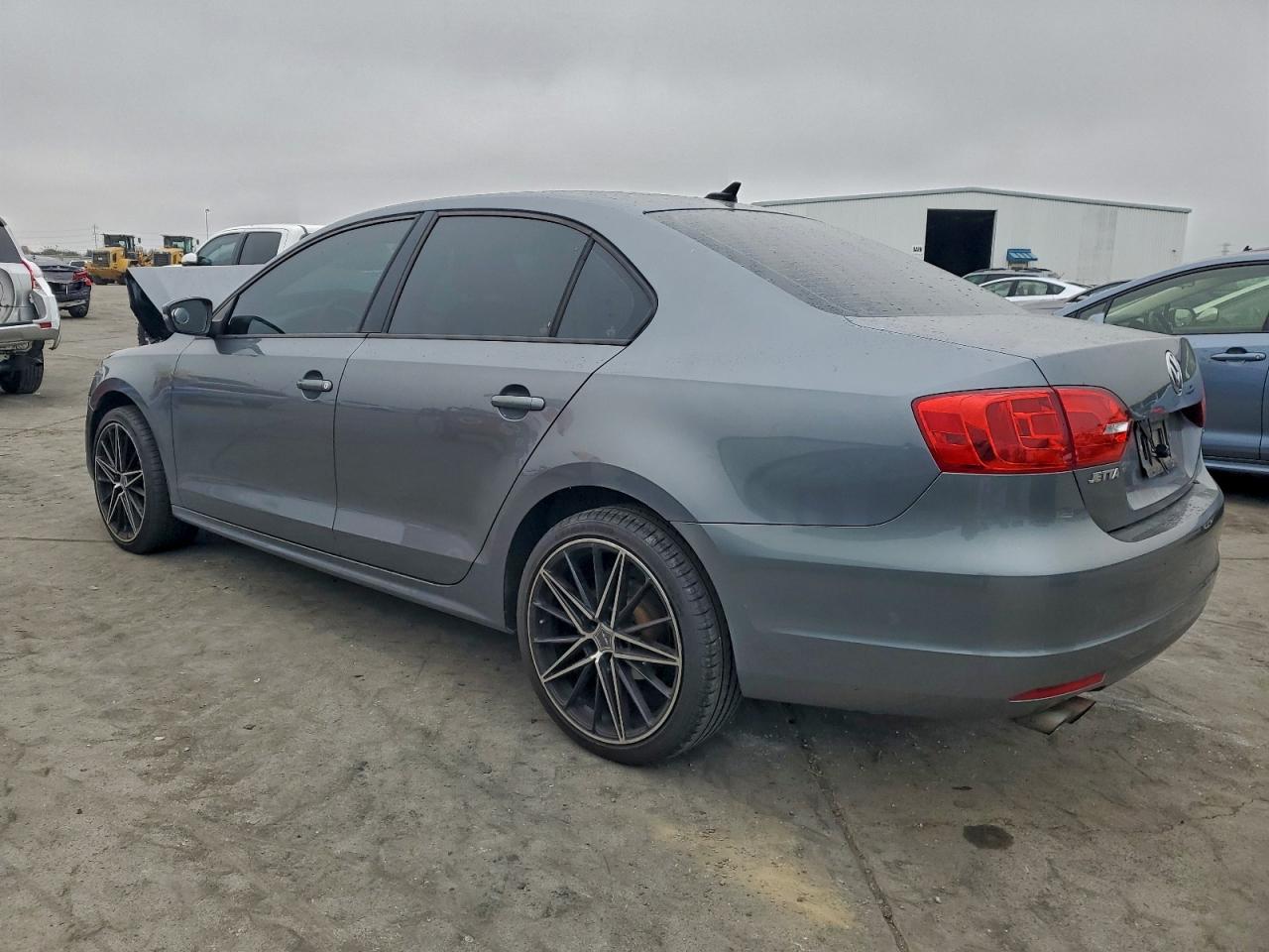 2014 VOLKSWAGEN JETTA SE photo 2