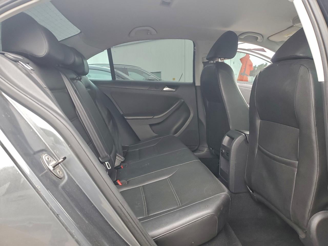 2014 VOLKSWAGEN JETTA SE photo 10