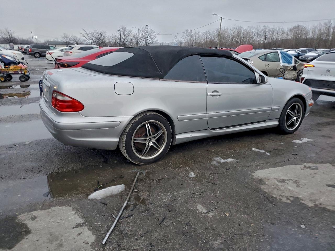 2001 MERCEDES-BENZ CLK 430 photo 3