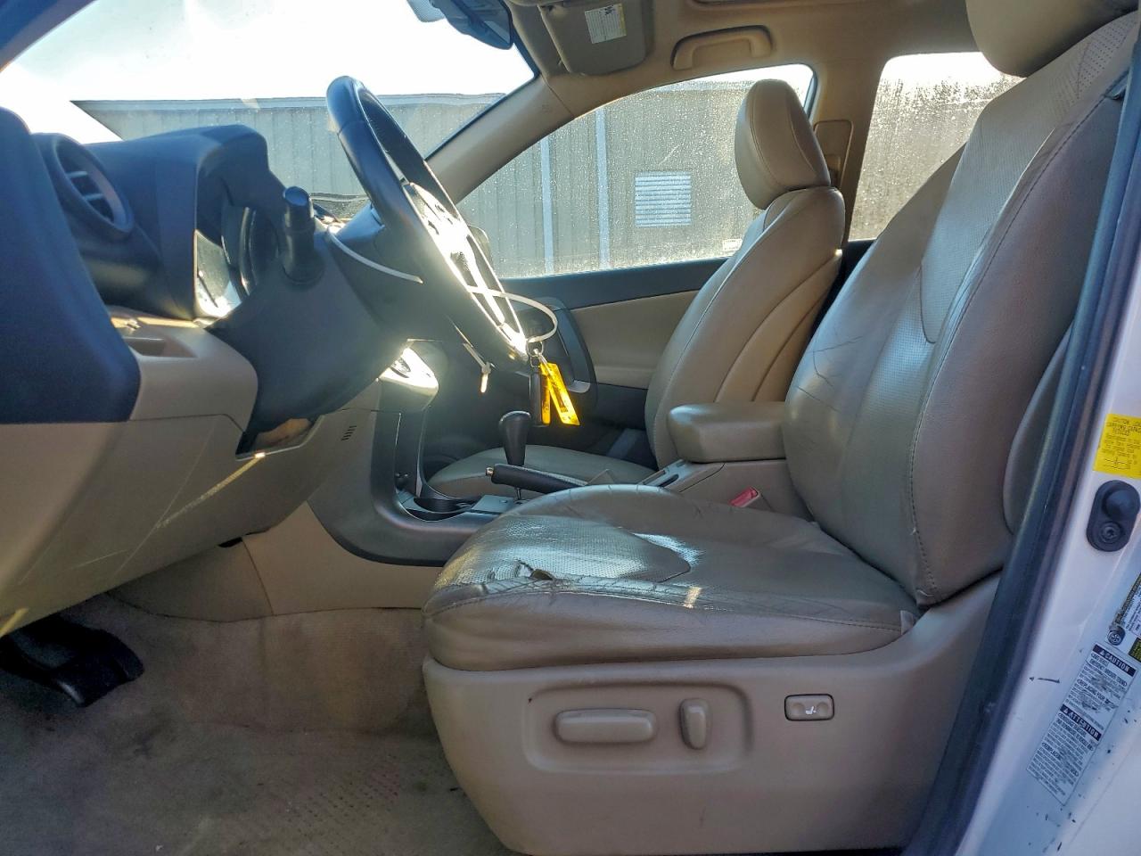 2012 TOYOTA RAV4 LIMITED photo 19