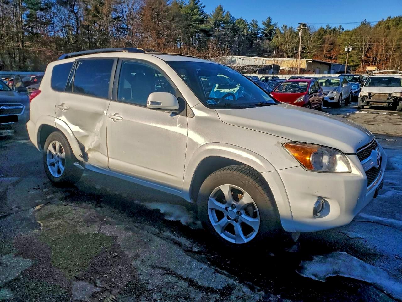 2012 TOYOTA RAV4 LIMITED photo 10
