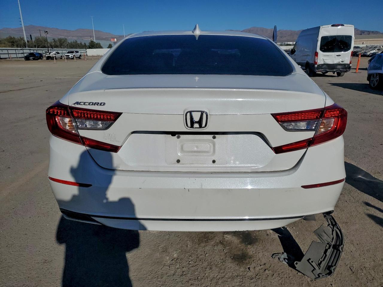 2020 HONDA ACCORD LX photo 11