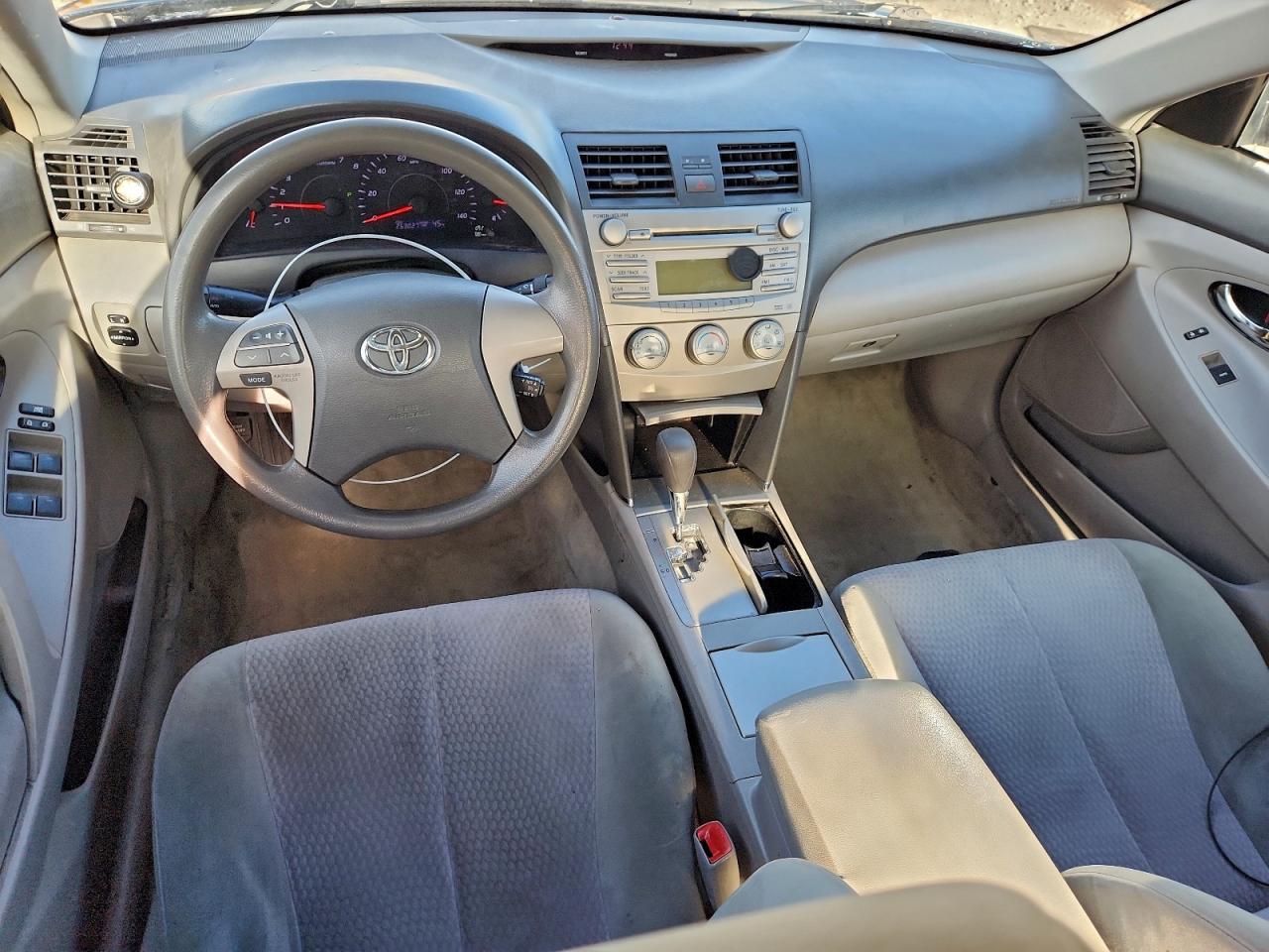 2011 TOYOTA CAMRY BASE photo 15