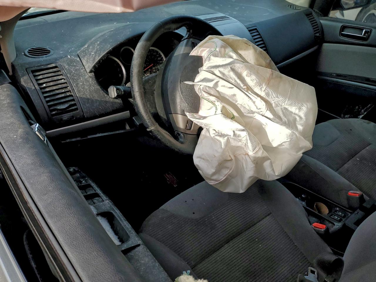 2012 NISSAN SENTRA 2.0 photo 8