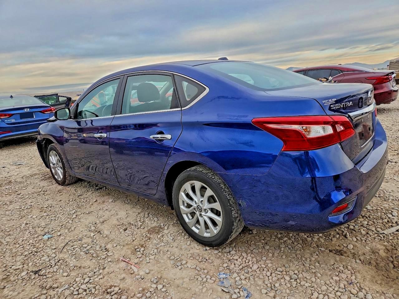 2016 NISSAN SENTRA S photo 2
