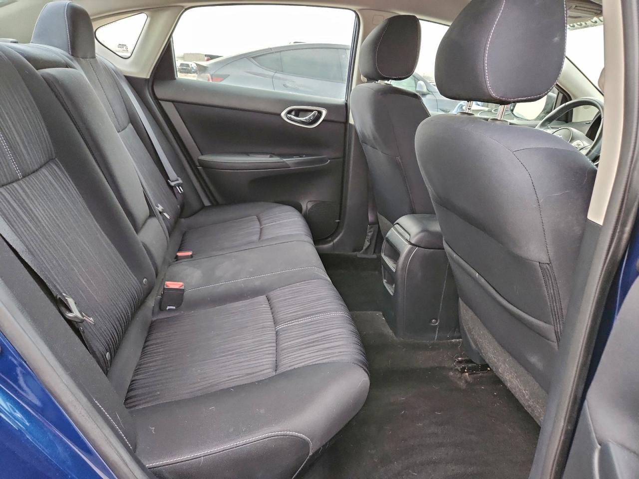 2016 NISSAN SENTRA S photo 10