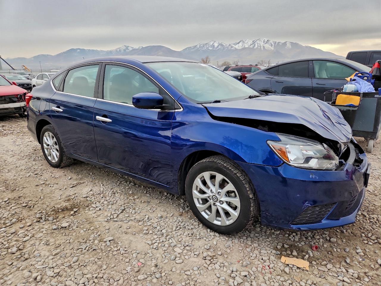 2016 NISSAN SENTRA S photo 4
