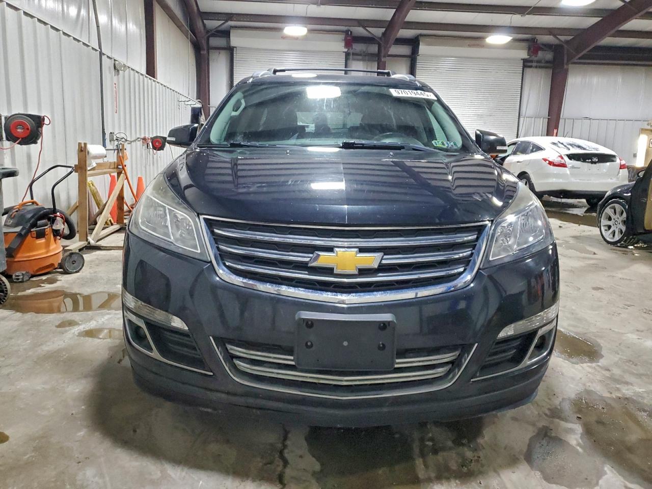 2014 CHEVROLET TRAVERSE LT photo 9