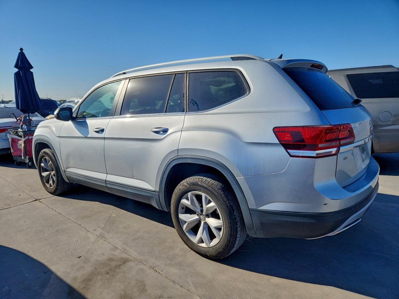 2018 VOLKSWAGEN ATLAS SE photo 5