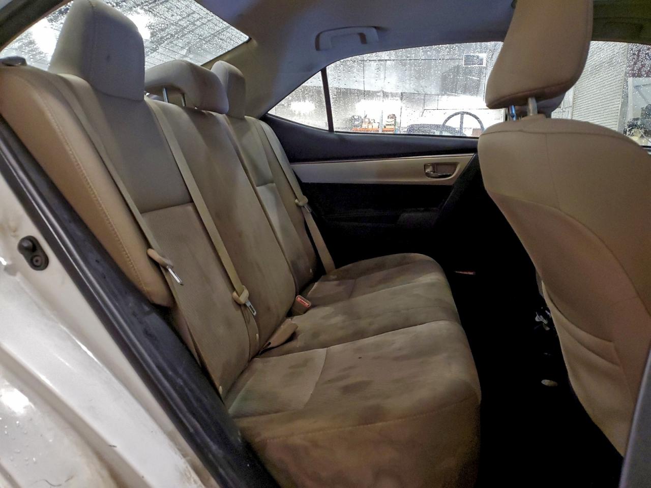 2014 TOYOTA COROLLA L photo 28