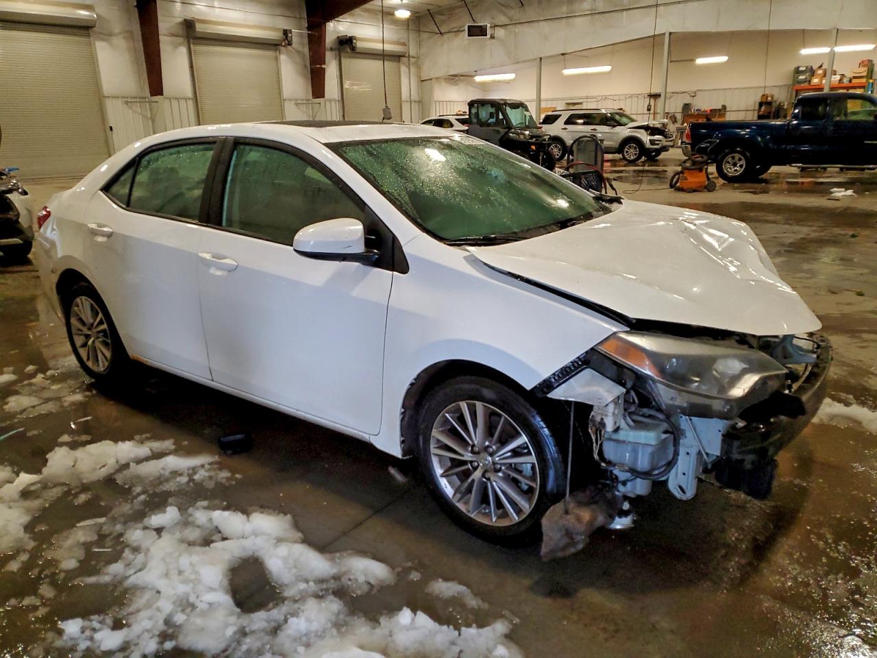 2014 TOYOTA COROLLA L photo 10