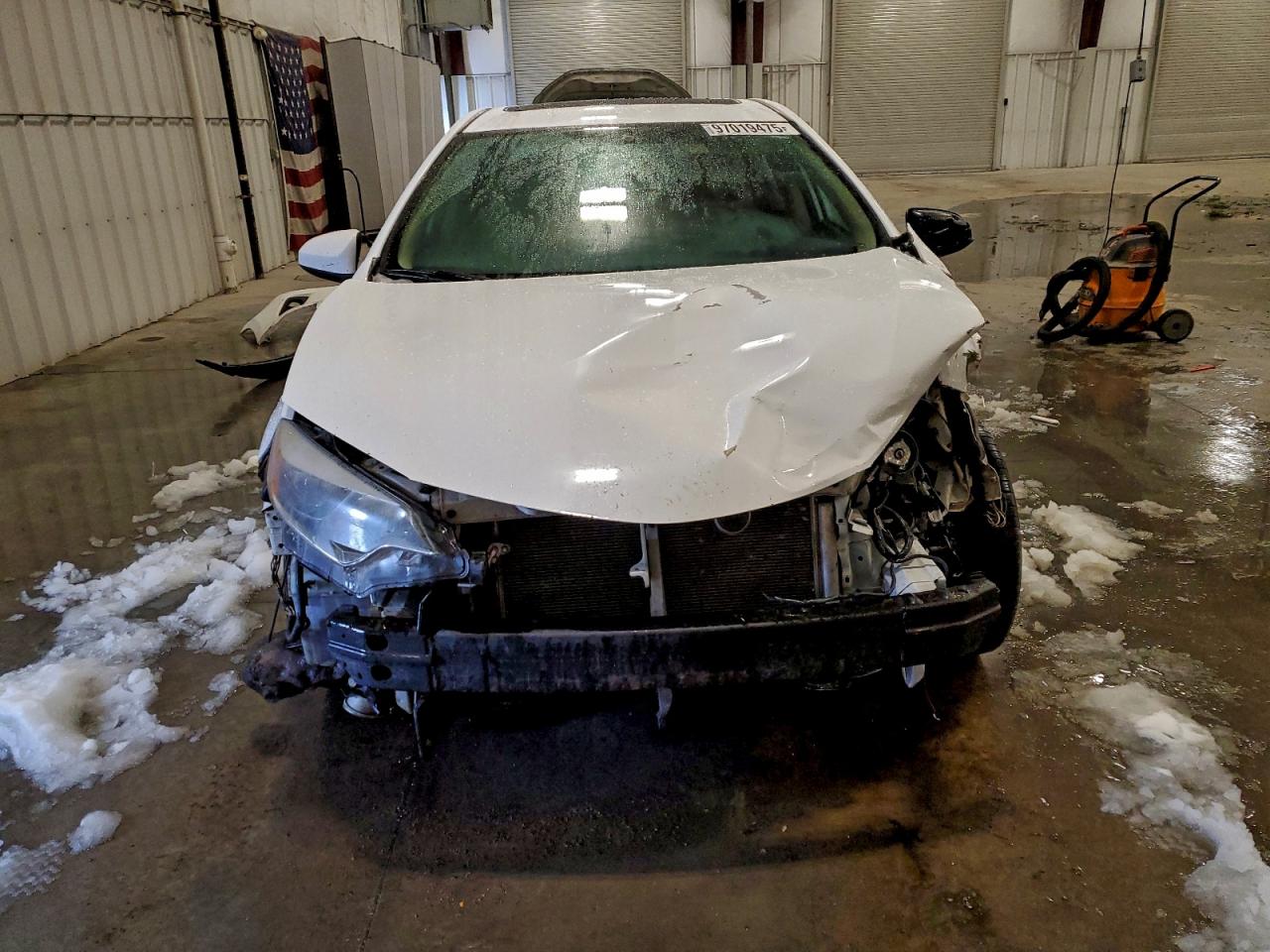 2014 TOYOTA COROLLA L photo 13
