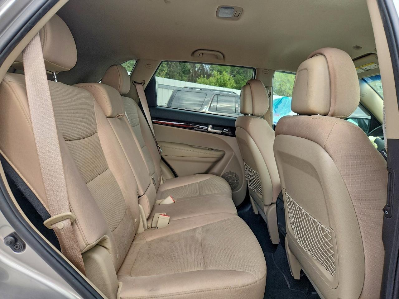 2015 KIA SORENTO LX photo 31
