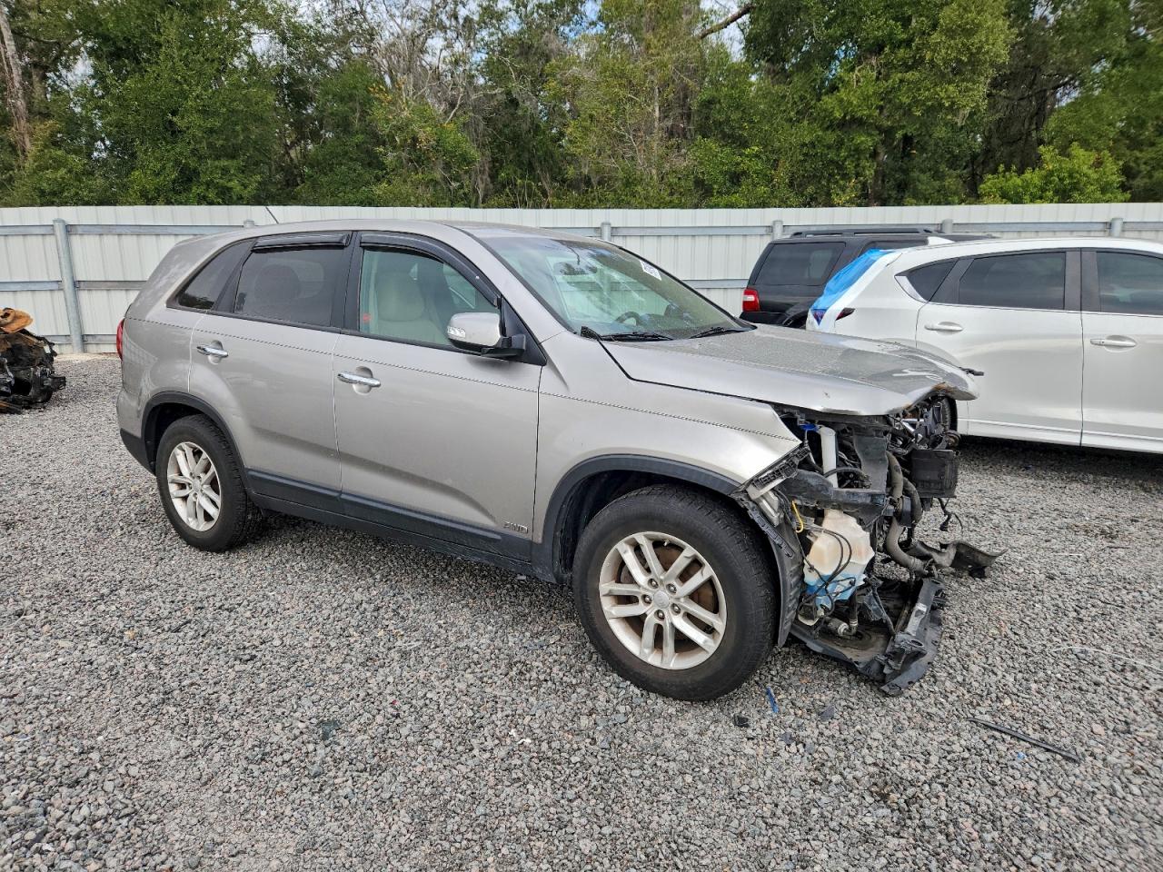 2015 KIA SORENTO LX photo 10