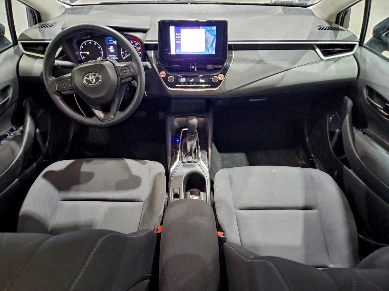 2025 TOYOTA COROLLA LE photo 15