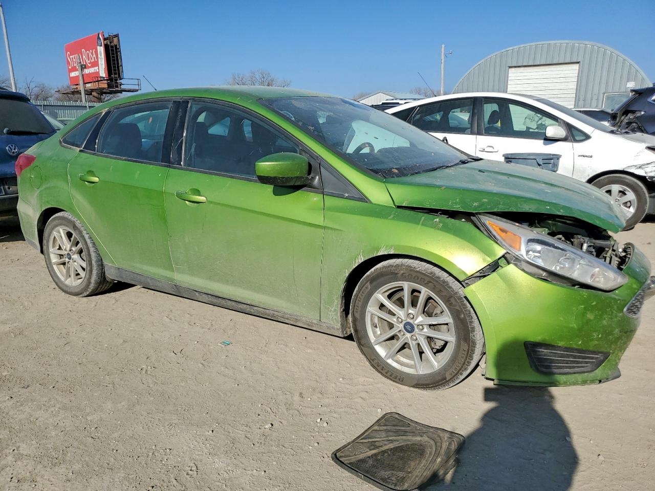 2018 FORD FOCUS SE photo 4