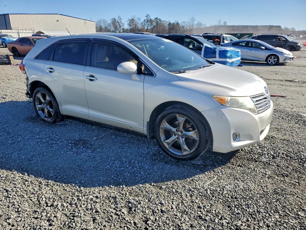2009 TOYOTA VENZA photo 4