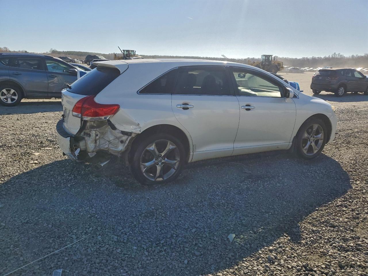 2009 TOYOTA VENZA photo 3