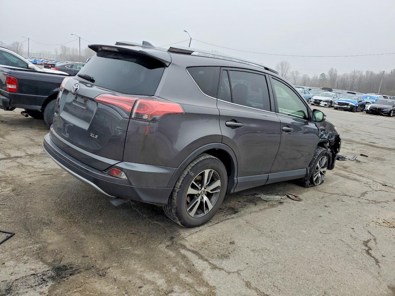 2018 TOYOTA RAV4 ADVENTURE photo 3