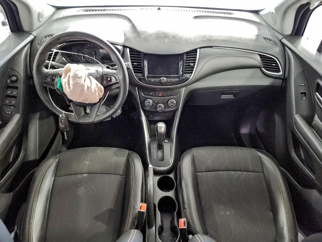 2021 CHEVROLET TRAX 1LT photo 8