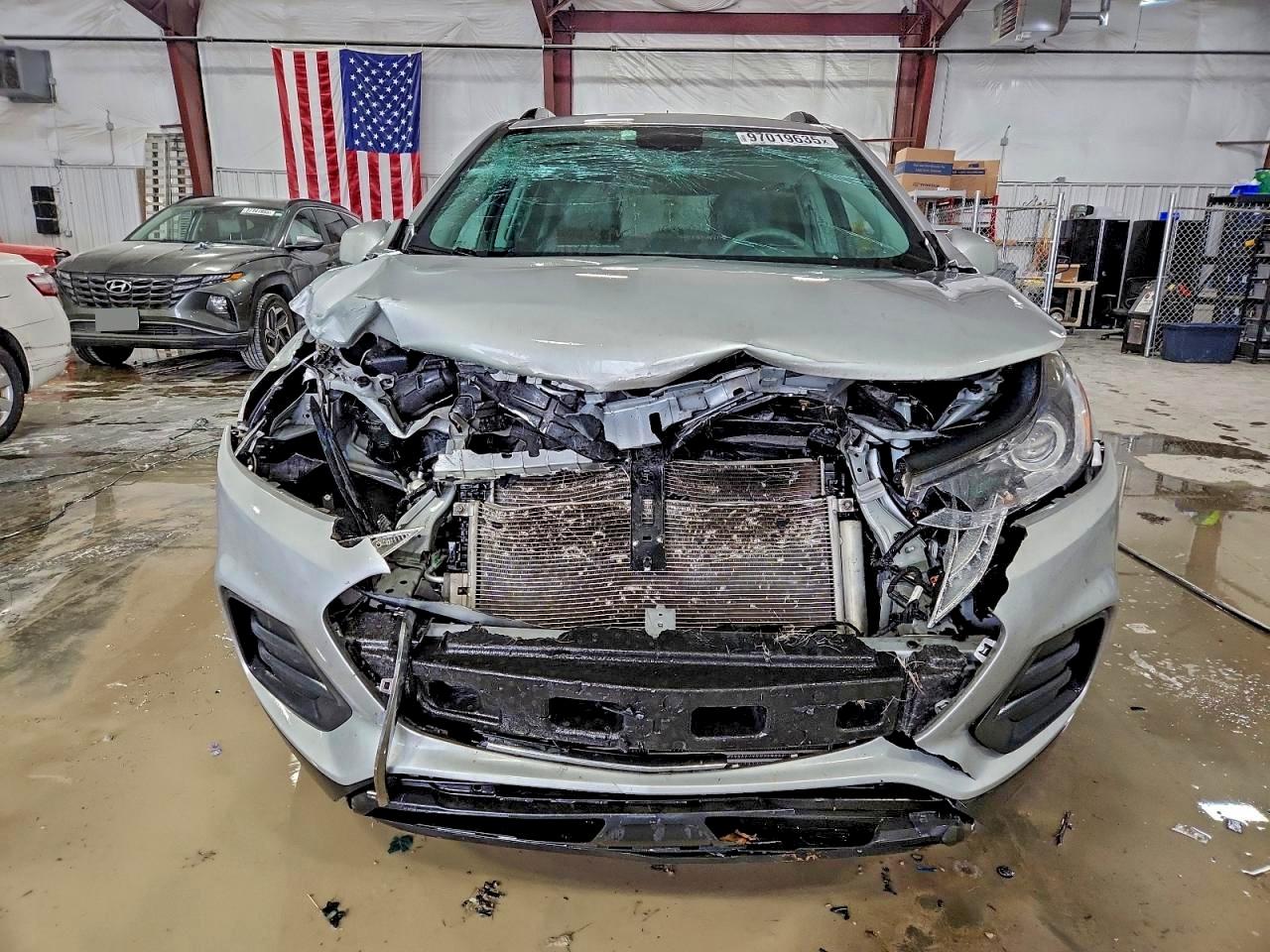 2021 CHEVROLET TRAX 1LT photo 5