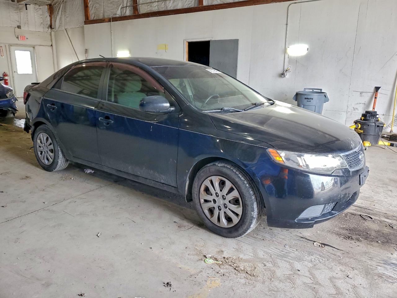 2013 KIA FORTE LX photo 4