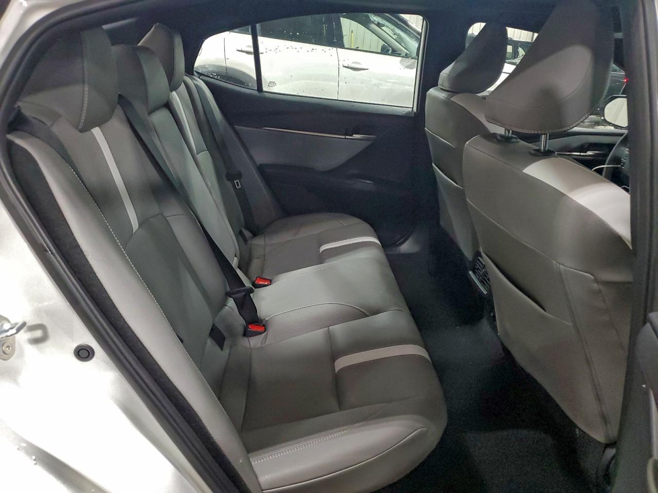 2025 TOYOTA CAMRY XSE photo 10