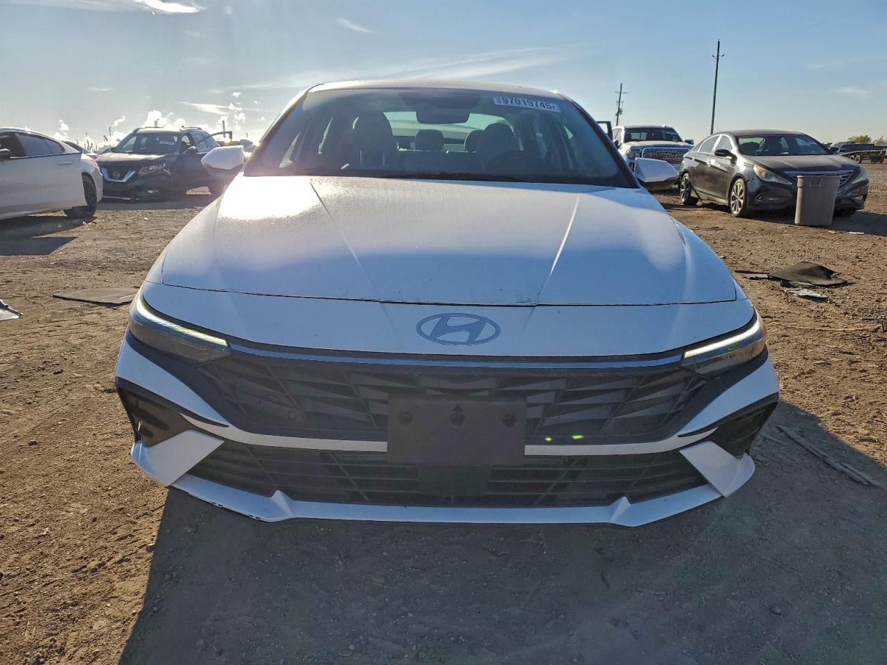 2025 HYUNDAI ELANTRA LIMITED photo 5