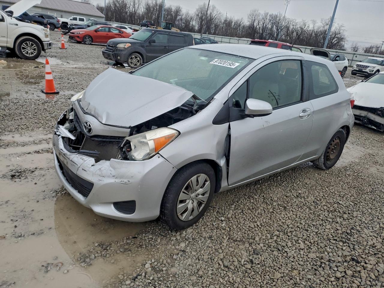 2013 TOYOTA YARIS