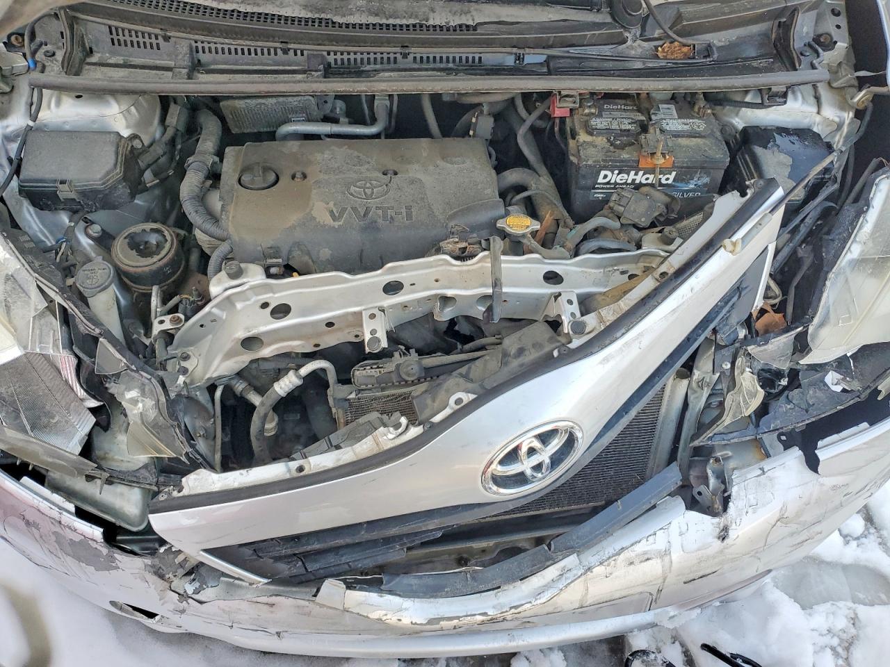 2013 TOYOTA YARIS photo 21
