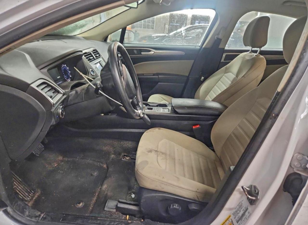 2020 FORD FUSION S photo 13