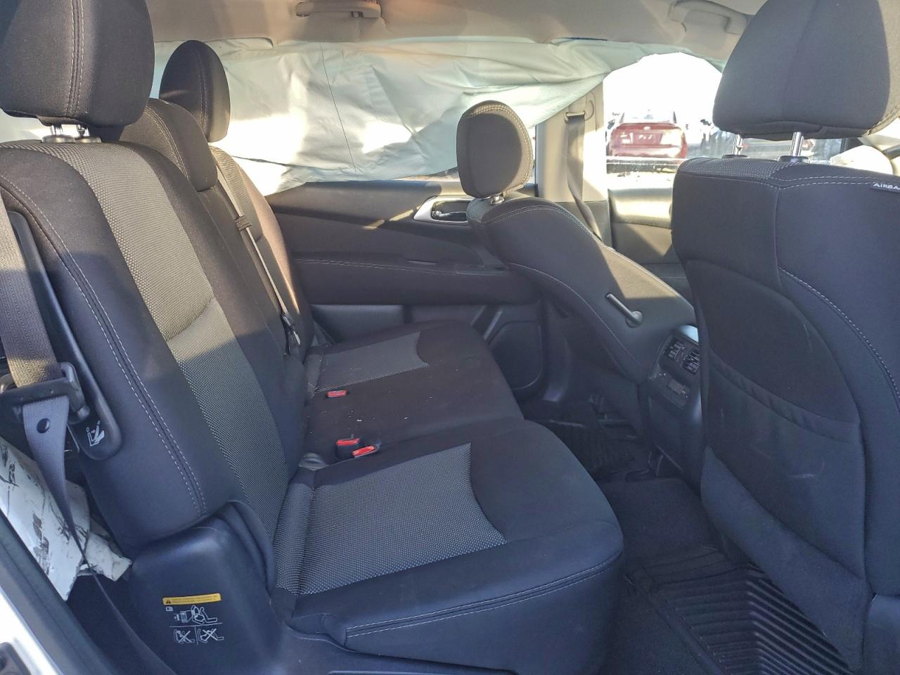 2017 NISSAN PATHFINDER S photo 19