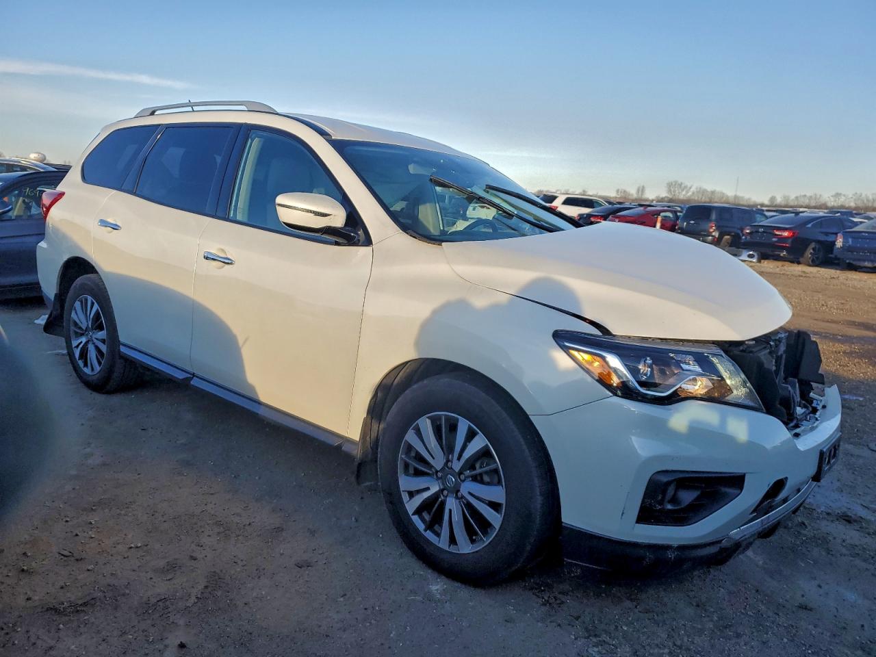 2017 NISSAN PATHFINDER S photo 7
